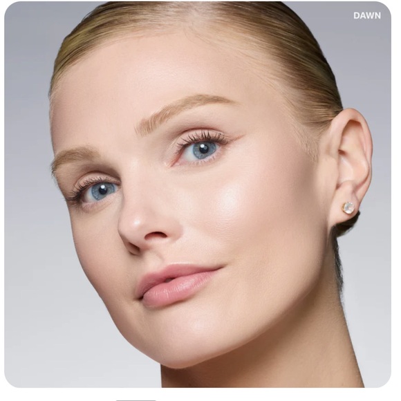 Morphe Cloudlight Dawn Vanilla with Balancing Pink Soft Glow Veil New - Picture 4 of 9